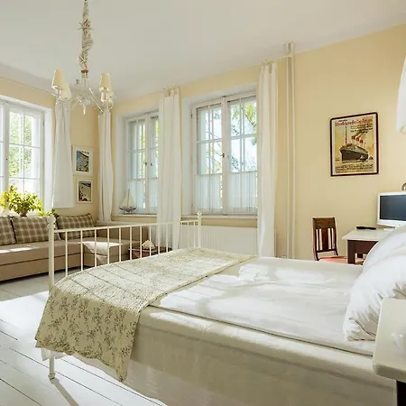 Bed & Breakfast Ludwinia 3*